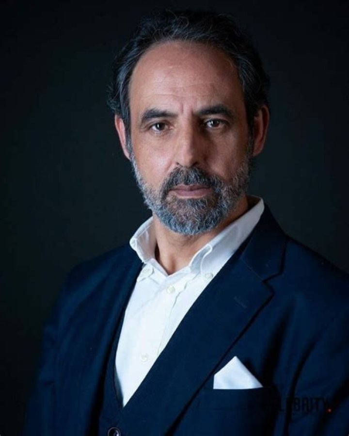 Ahmed Hafiane Wiki, Biographie, Age, Taille, Mariage, Contact & Informations