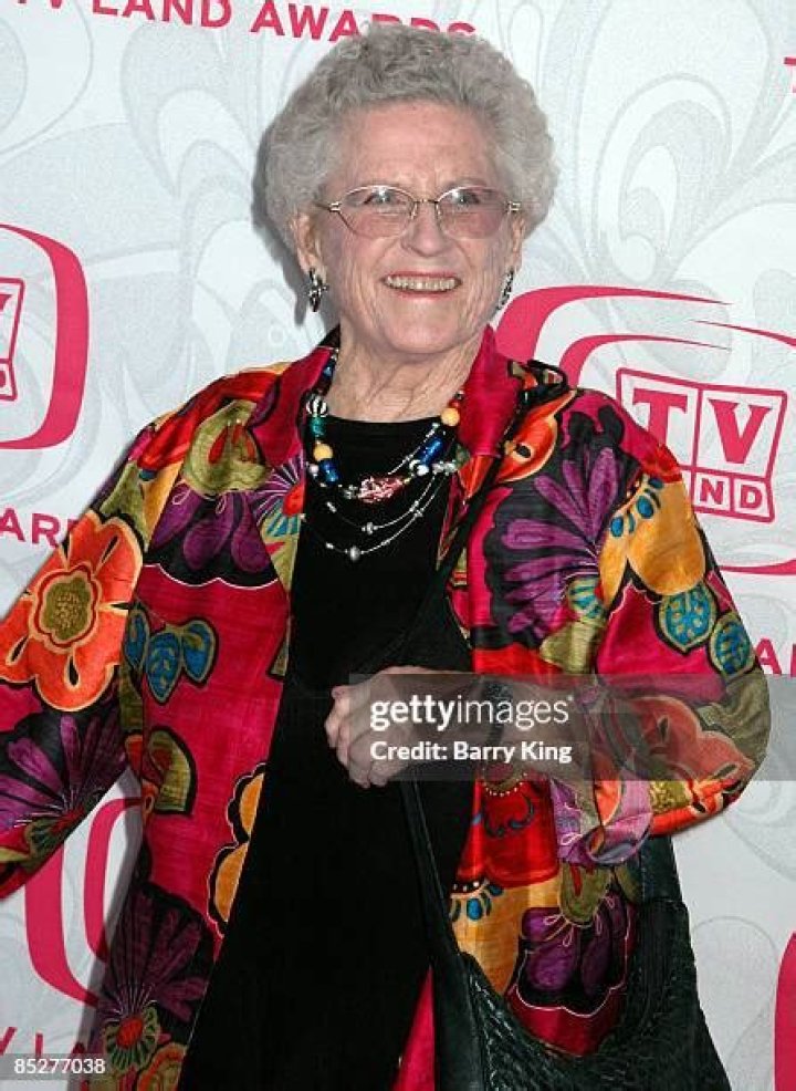 Ann B. Davis Height