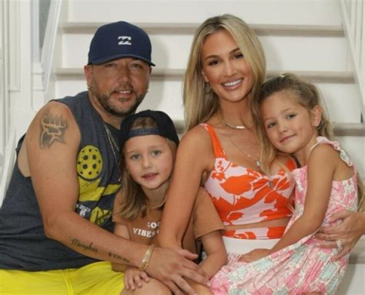 Brittany Kerr Wiki, Age, Kids, Net Worth, Parents, Height, Career & Biography of Jason Aldean’s Wife