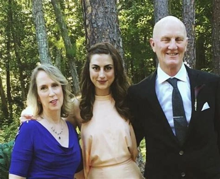 Camille Fishel Biography, Wiki, Height, Parents, Daughters, Career, Net Worth, & More