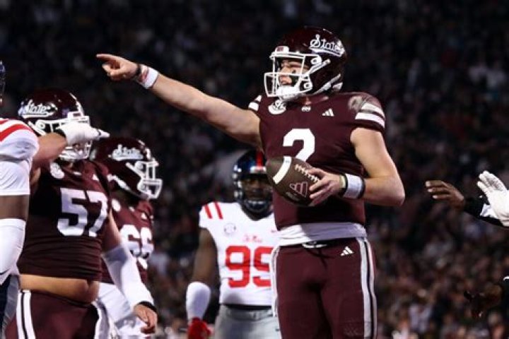 College Football Rumors: Former Mississippi State QB Will Rogers on His Way to Washington?