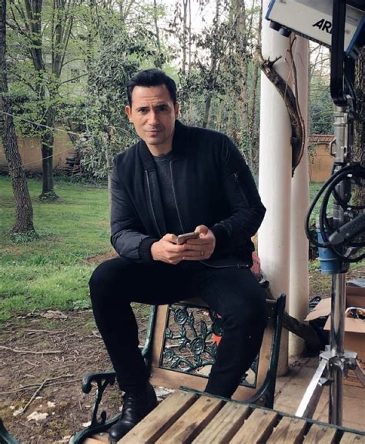 Dhafer El Abidine Wiki, Biographie, Age, Taille, Mariage, Contact & Informations