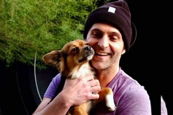 Dweezil Zappa Net Worth – Is He Rich As His Father Frank Zappa?