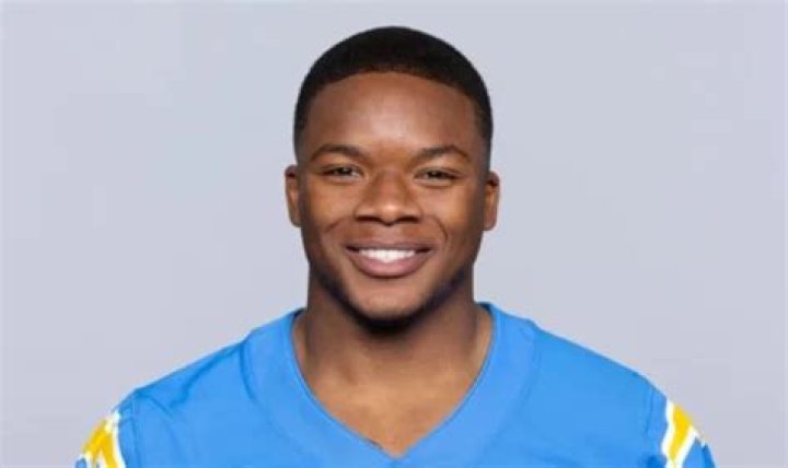 Elijah Dotson Wiki: Age, Education, Parents, Career, Biography, Girlfriend, Height & More