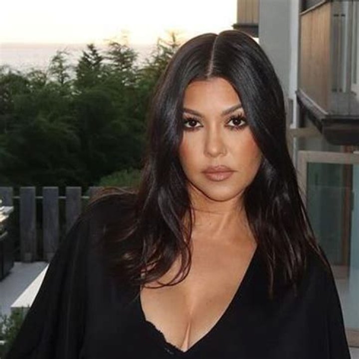 En Photos: Kourtney Kardashian trompée par Younes Bendjima 