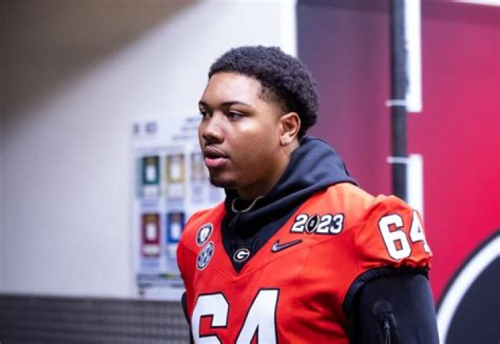 Former Georgia OT Jacob Hood Transfers to Nebraska