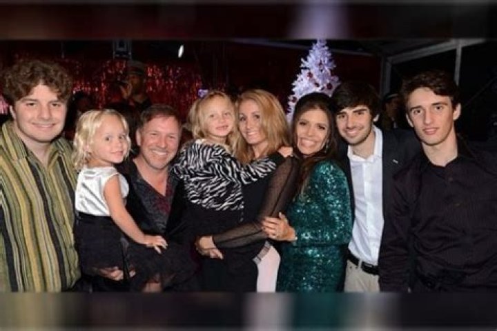 Glenn Stearns Is A Father Of Six Children