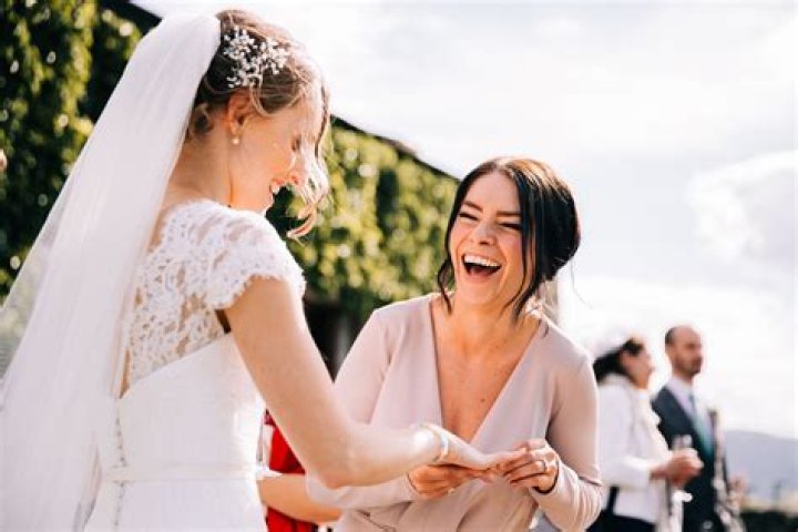 Host Claire Robinson Married Life Revealed! Husband & Romance Stretching With Age