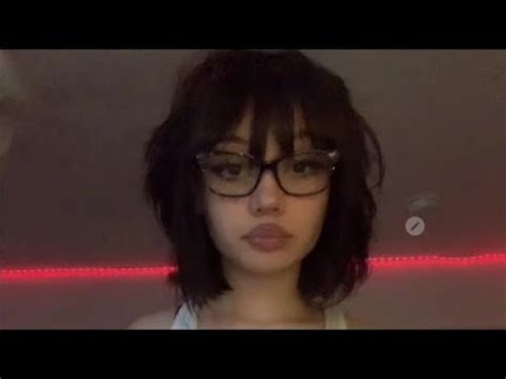 How Old Is TikTok Star Luvtheflex? What Is Her Age?