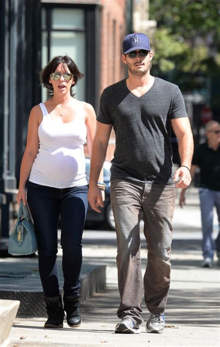 Jennifer Love Hewitt Expecting Third Child with Husband Brian Hallisay