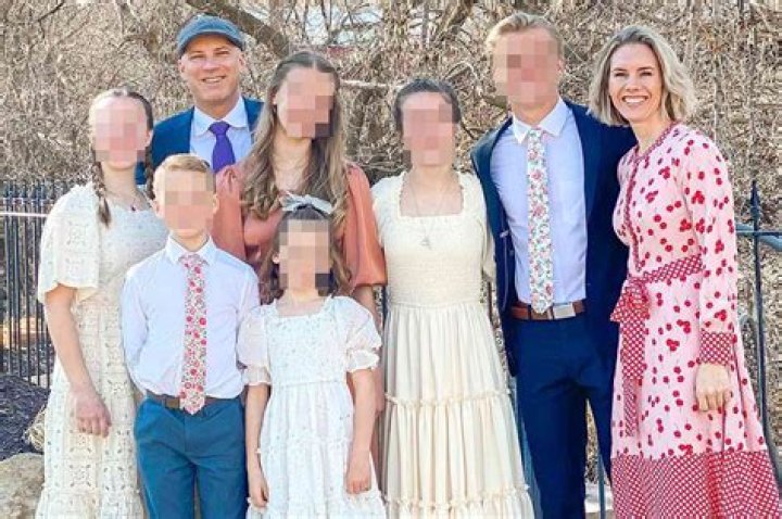 Jodi Hildebrandt Arrest: 8 Passengers Parent Mugshot And Charges