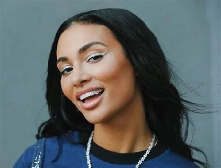 Kristen Noel Crawley – Bio, Facts, Family Life of Don C’s Wife