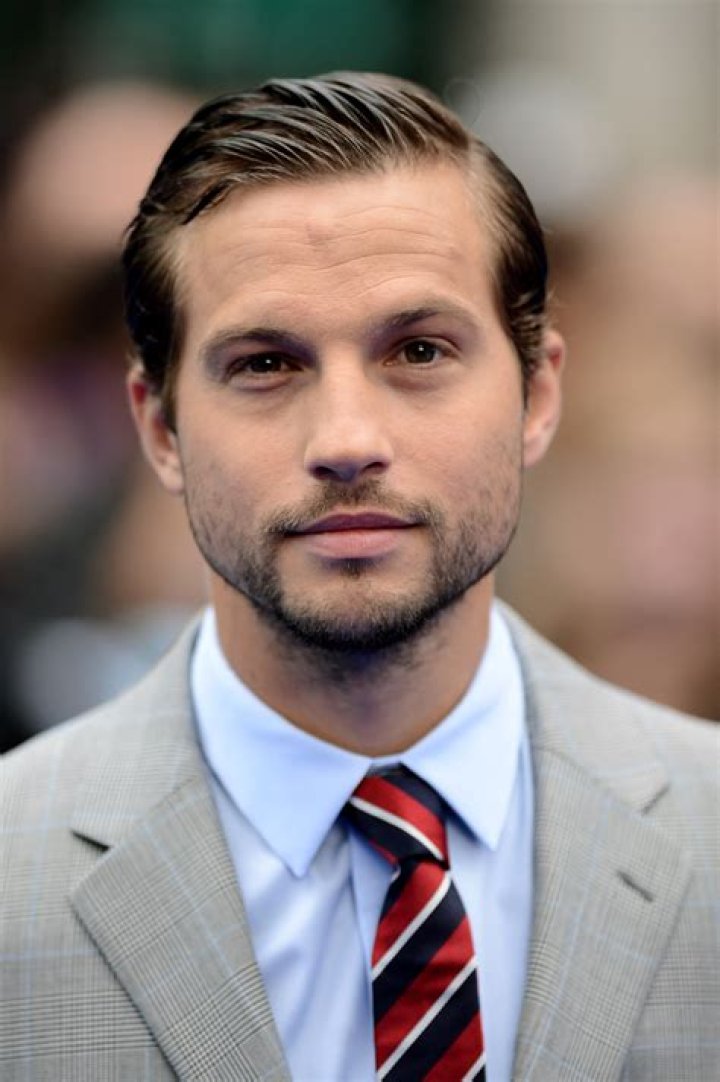 Logan Marshall-Green Height