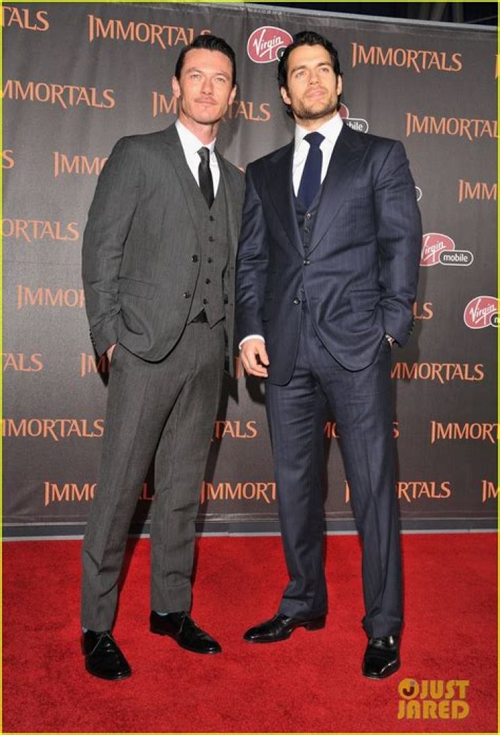 Luke Evans Height