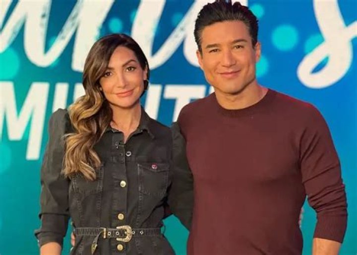 Mario Lopez Got Ditched on First Date with Wife Courtney Lopez