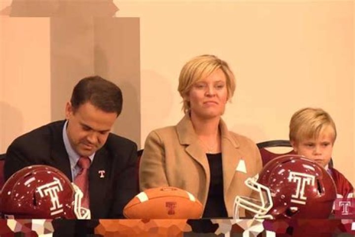 Matt Rhule’s Wife Julie Rhule Is A Dietitian – Career And Love Life