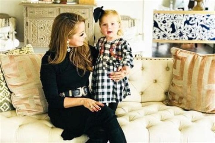 
Meet Anna Carina Button-Valladolid – Photos of Marcela Valladolid’s Daughter With Fiance Philip Button
