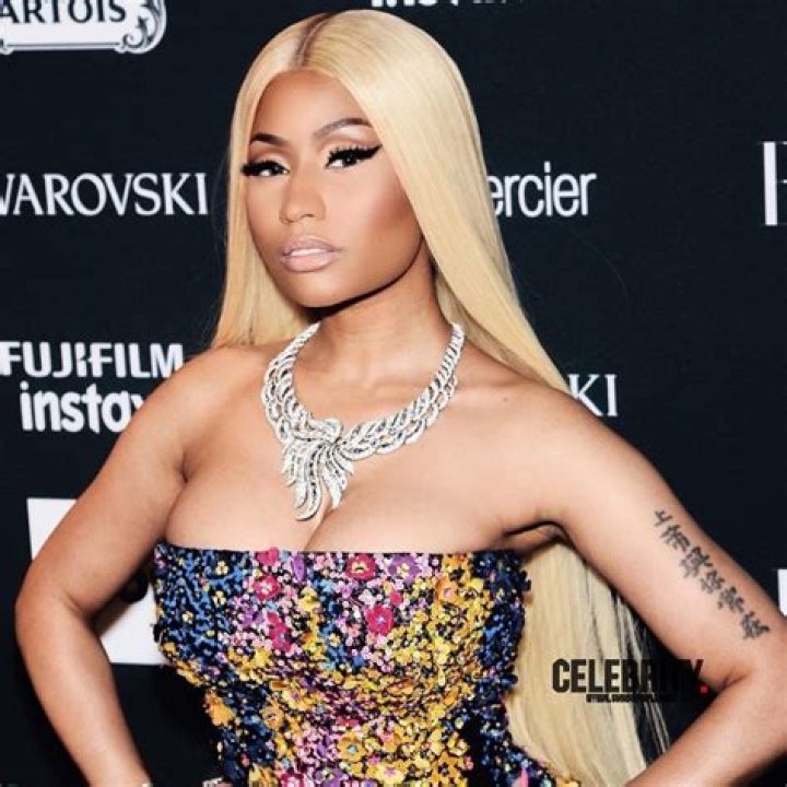 Nicki Minaj Wiki, Biographie, Age, Taille, Mariage, Contact & Informations