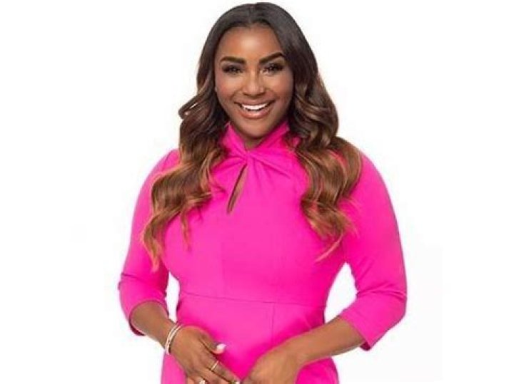 Nicole Baker CBS 11, Bio, Wiki, Age, Husband, Wjz, Salary, and Net Worth