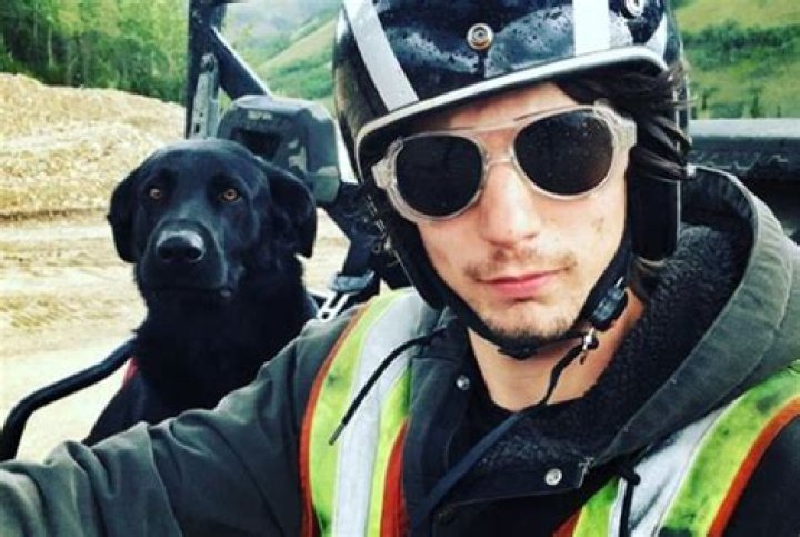 Parker Schnabel Wiki/bio, net Worth, marriage?, girlfriend, family, career.