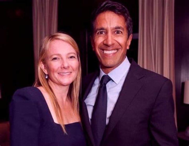 Rebecca Olson Gupta [Sanjay Gupta wife] Bio: Age, Kids, Family, Job.