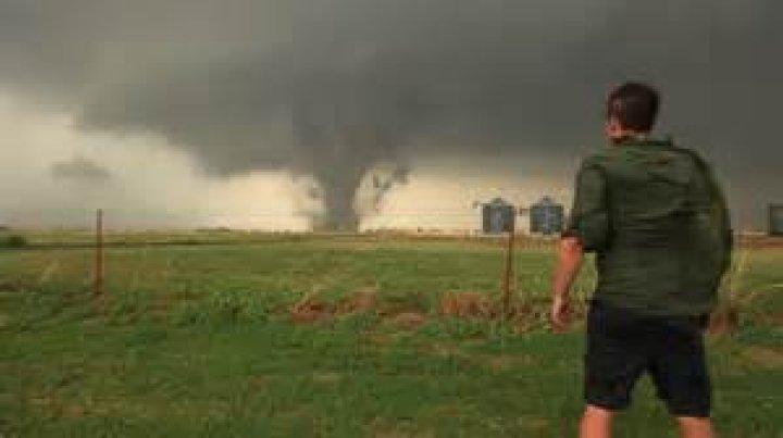 Reed Timmer Storm Chasers, Bio, Wiki, Age, Height, Family, Wife, Salary, Net Worth