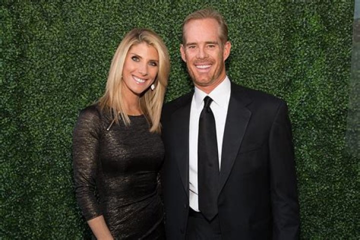Stephanie Van Pelt (Scott Van Pelt Wife), Age, and Net Worth