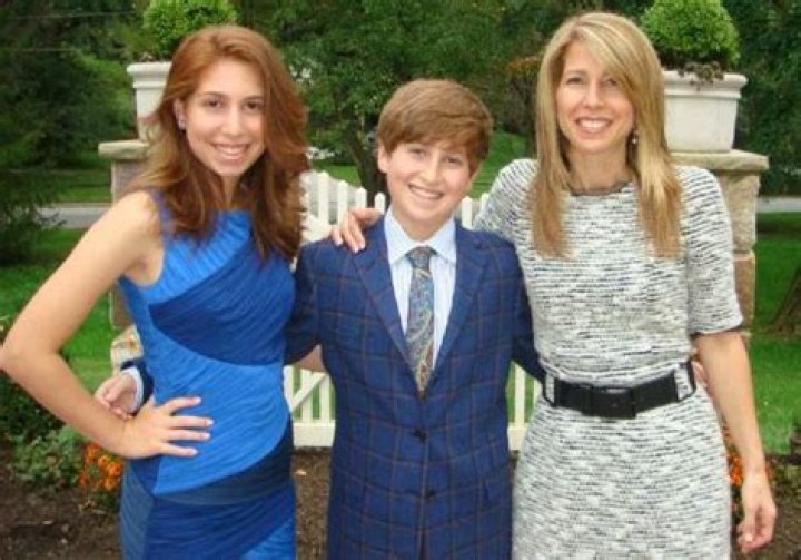 Who is Ali Velshi wife Lori Wachs? Her Wiki-Bio, net worth, career, kids.