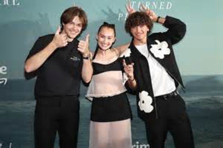 Who Is Christopher Briney Brother? Sister Michelle Briney